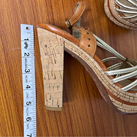 Frye Lena Strappy Cork Heeled Leather Open Toe Sandal Metallic 9 - Picture 7 of 8